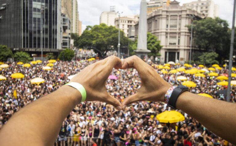 Dez Blocos de rua que você não pode perder no Carnaval de Belo Horizonte 2023
