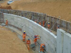 Construtora realiza processo de seleção em MG para vagas de emprego em diversos cargos