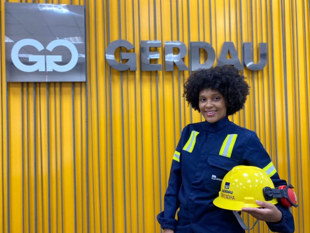 Gigante da siderúrgica inicia semana com dezenas de vagas de emprego