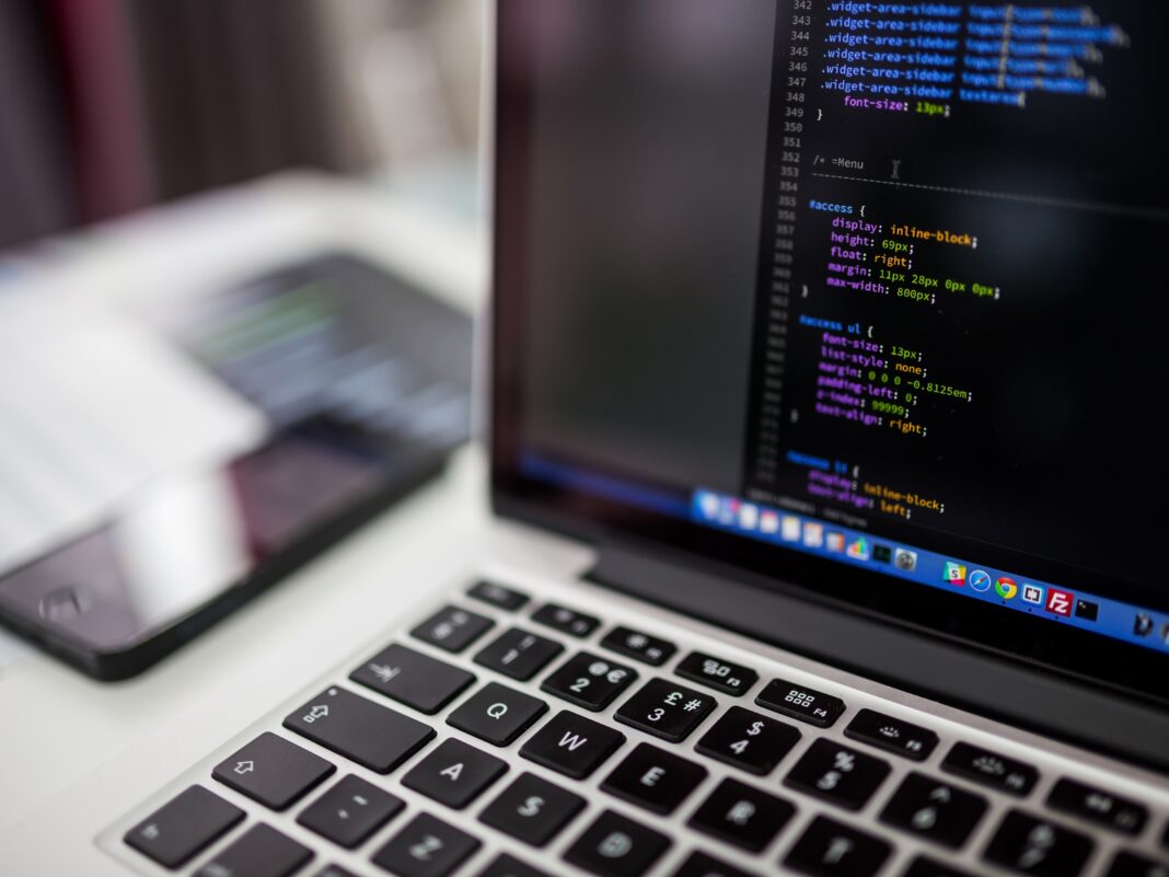 Governo de Minas oferece acesso gratuito a curso de Programação de Harvard Governo de Minas oferece acesso gratuito a curso de Programação de Harvard