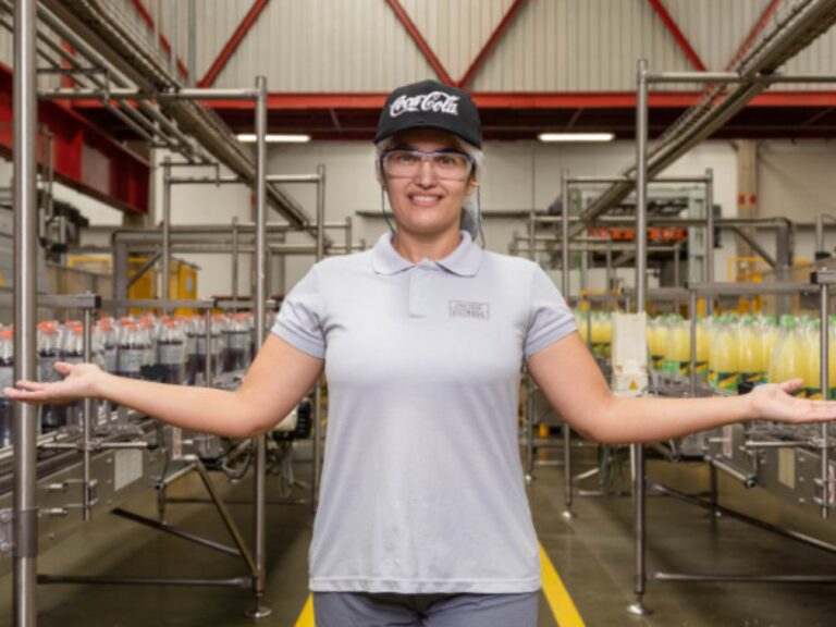 Coca-Cola FEMSA Brasil oferece vagas de emprego em 12 cidades de Minas Gerais