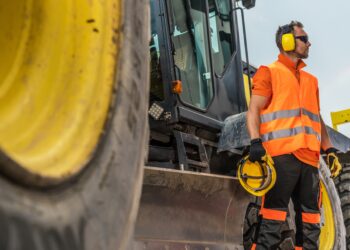 Construtora anuncia vagas de emprego para Mariana (MG) e região