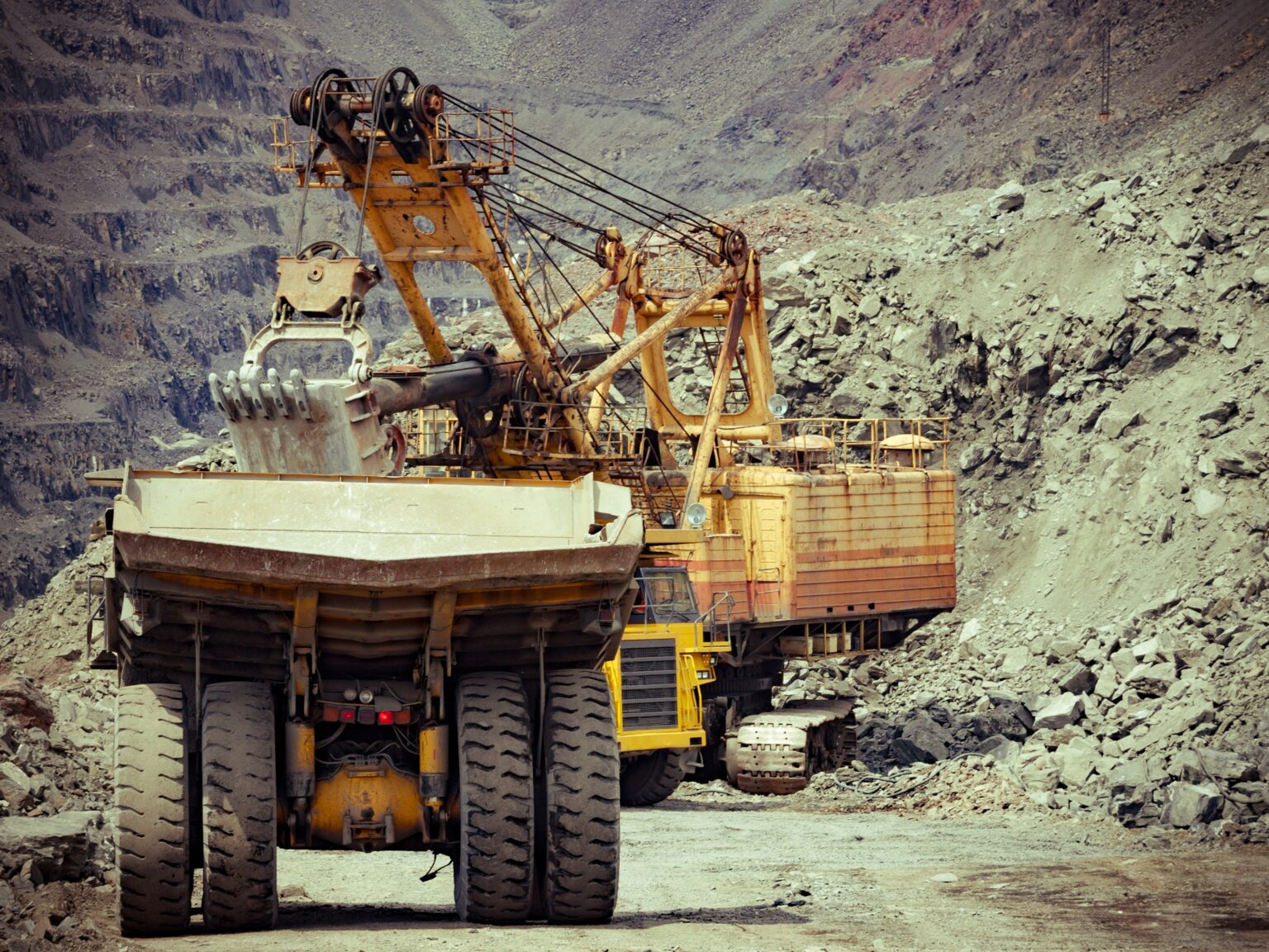 Mineradora de ferro inicia fevereiro ofertando 22 vagas de emprego para técnicos Mineradora de ferro inicia fevereiro ofertando 22 vagas de emprego para técnicos
