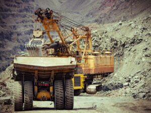 Mineradora de ferro inicia fevereiro ofertando 22 vagas de emprego para técnicos