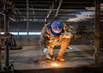 Usiminas Mecânica oferta vagas de emprego para atuação na reforma do Alto-Forno 3