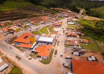 Fundação Renova e Prefeitura de Mariana assinam plano de ação para a entrega de Paracatu de Baixo