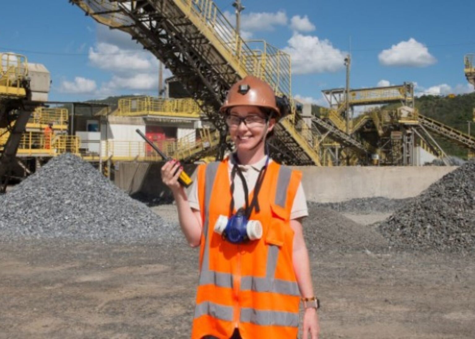 Mineradora contrata assistente administrativo, auxiliar, mecânico, técnicos e engenheiros Mineradora contrata assistente administrativo, auxiliar, mecânico, técnicos e engenheiros