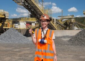 Mineradora contrata assistente administrativo, auxiliar, mecânico, técnicos e engenheiros Mineradora contrata assistente administrativo, auxiliar, mecânico, técnicos e engenheiros