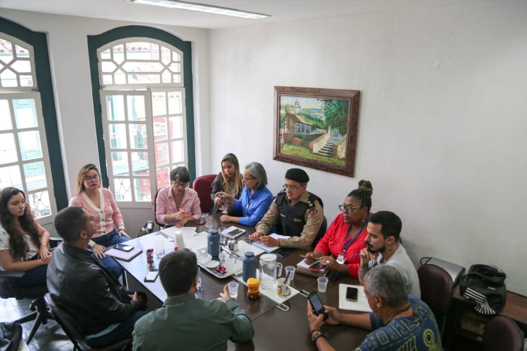 Prefeitura de Ouro Preto anuncia 13 medidas preventivas contra violência nas escolas Prefeitura de Ouro Preto anuncia 13 medidas preventivas contra violência nas escolas