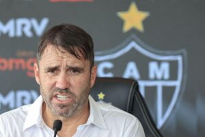 O Atlético tem elenco para competir nas três frentes durante a temporada?