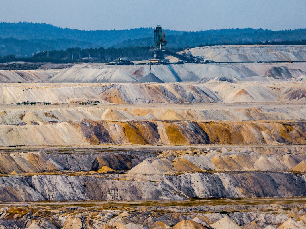 O perigo da mineração predatória para as nossas matas e nascentes O perigo da mineração predatória para as nossas matas e nascentes