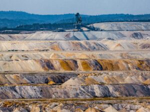 O perigo da mineração predatória para as nossas matas e nascentes O perigo da mineração predatória para as nossas matas e nascentes