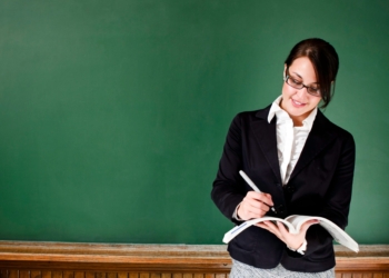 UFOP realiza processo seletivo para a função de Professor Substituto