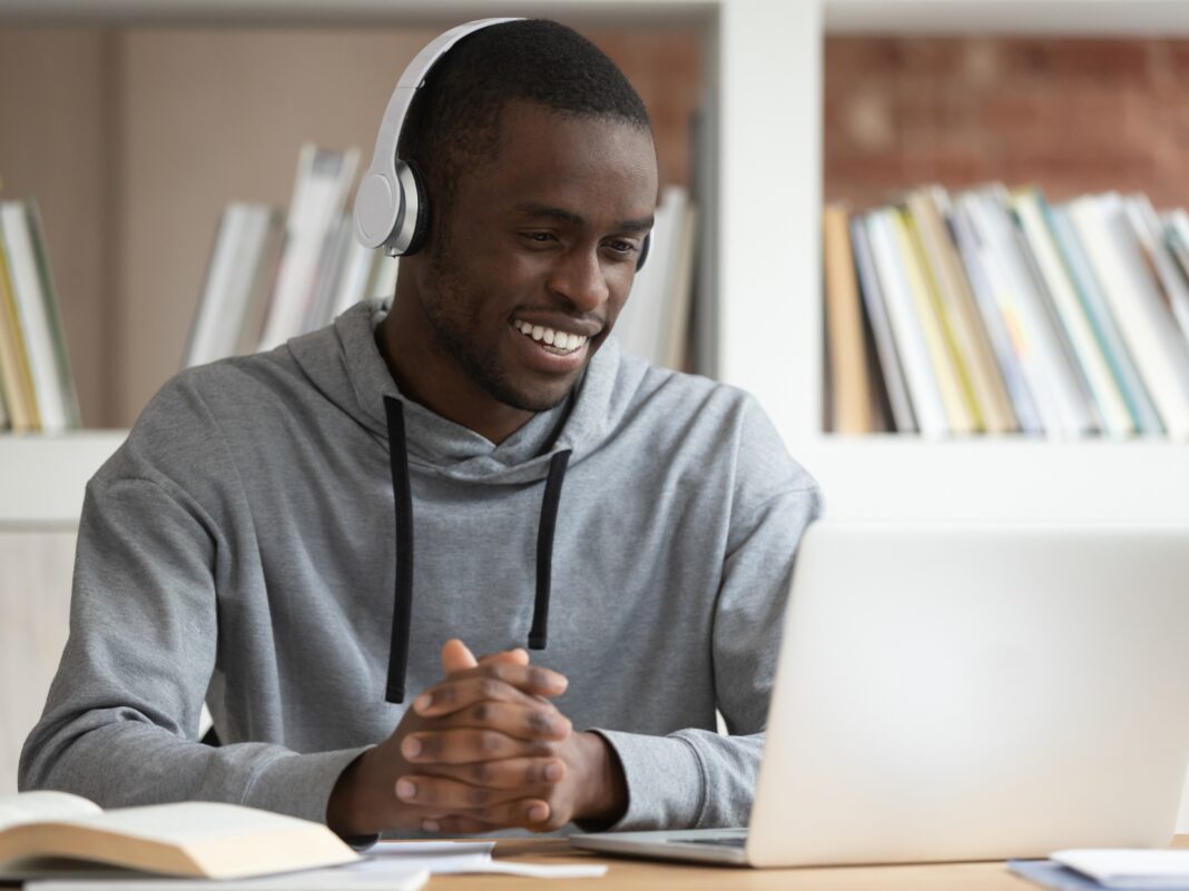 15 sites para fazer cursos online gratuitos para aprimoramento profissional 15 sites para fazer cursos online gratuitos para aprimoramento profissional