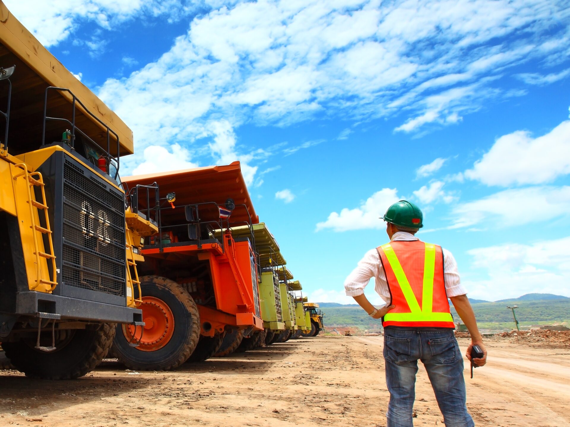 Cinco mineradoras no Brasil para cadastrar currículo e tentar uma vaga no setor minerário