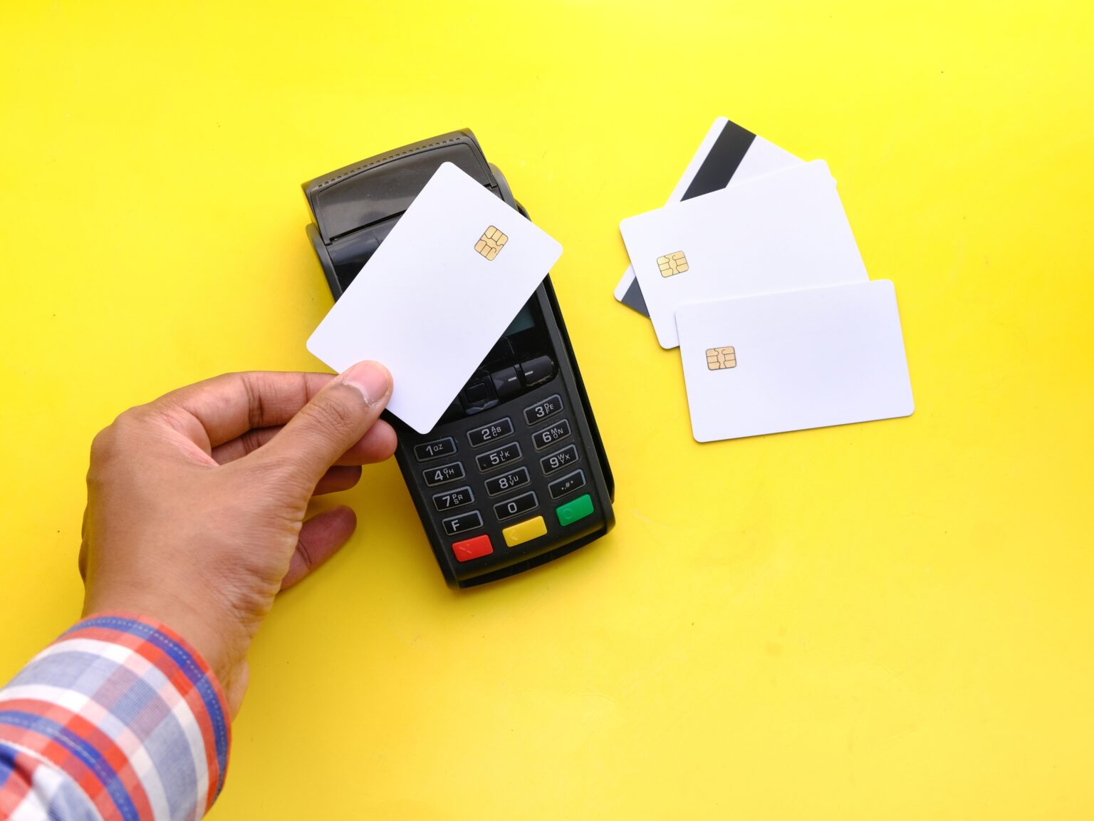 Compras por aproximação: a facilidade e os perigos ao utilizar essa tecnologia Compras por aproximação: a facilidade e os perigos ao utilizar essa tecnologia