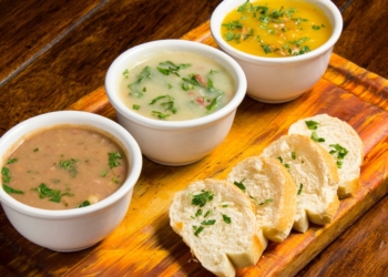 Aqueça-se com sabor: 5 receitas de caldos para o inverno