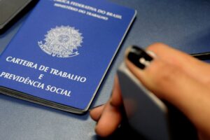Minas Gerais destaca-se como o segundo estado que mais abriu vagas formais de emprego em abril Minas Gerais destaca-se como o segundo estado que mais abriu vagas formais de emprego em abril