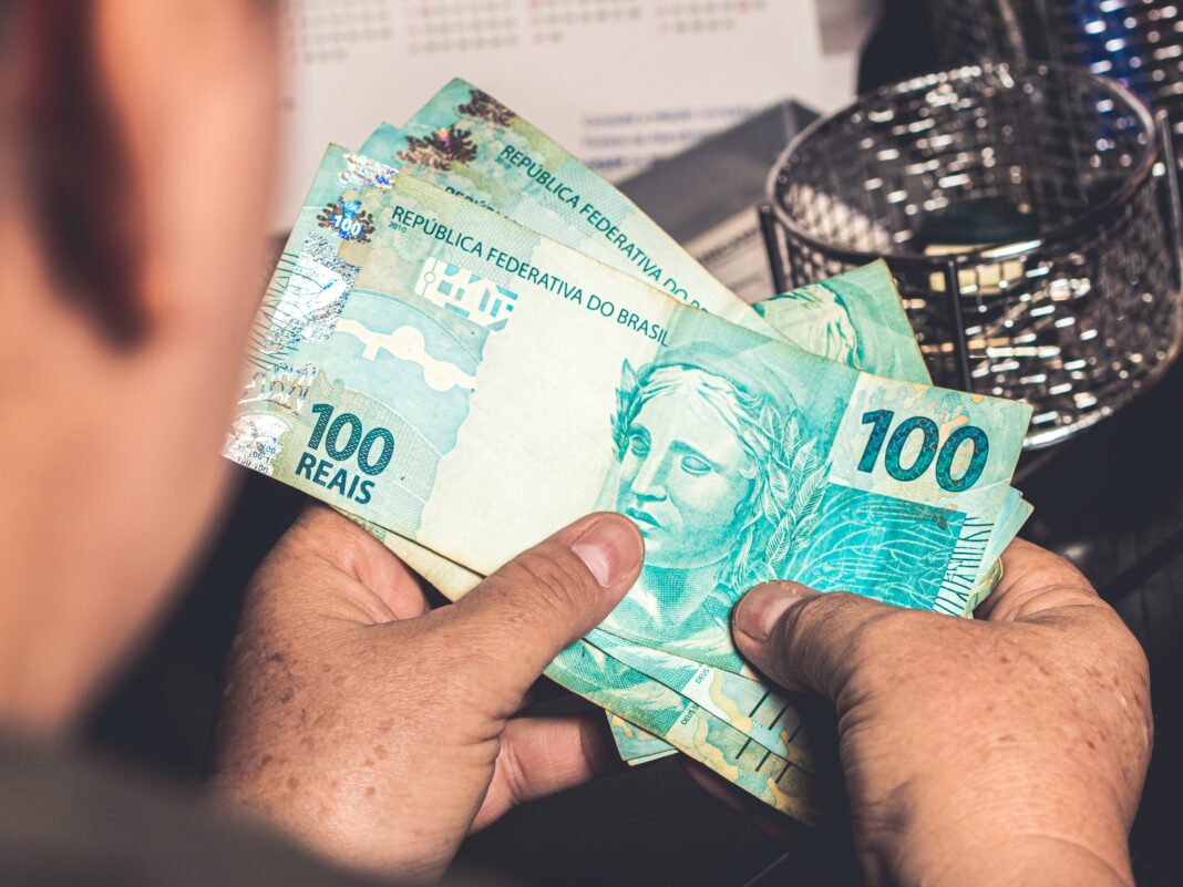 Benefício do INSS de 1 salário mínimo: como conseguir?