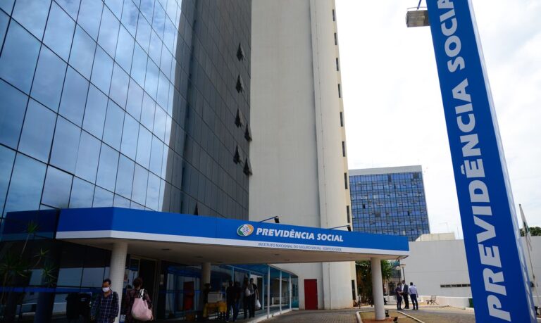 Boa notícia para quem está na fila do INSS