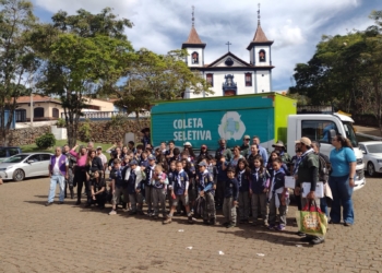 Samarco conscientiza comunidade sobre a importância da coleta seletiva 