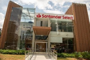Segmento para público de alta renda do Santander abre 230 vagas de emprego Segmento para público de alta renda do Santander abre 230 vagas de emprego