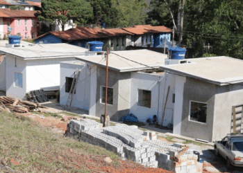 Grupo Reciclos da UFOP trabalha na construção de casas a partir de rejeito de mineração