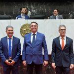 Jair Bolsonaro recebe título de cidadão honorário de MG
