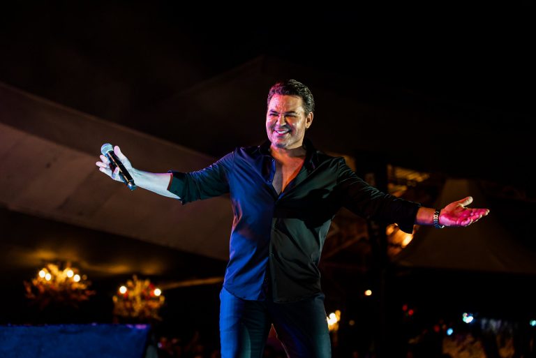 Eduardo Costa se apresenta em Mariana neste domingo (20)