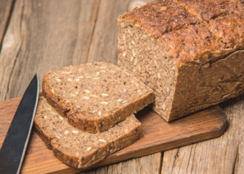 Conheça quatro benefícios da farinha integral orgânica para a saúde