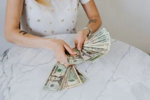 Quer se livrar das dívidas? 8 estratégias para eliminar débitos e recuperar sua estabilidade financeira