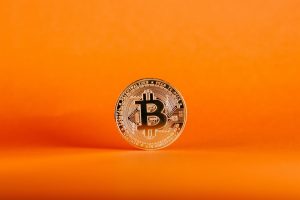 Mercado de ações em alta: 3 oportunidades e cuidados ao investir em um bull market