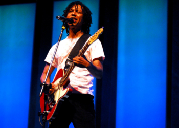 Djavan se apresenta em Ouro Preto no mês de novembro; relembre a carreira do artista