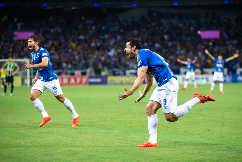 Raio-X: Sem vencer o América-MG como mandante desde 2019, Cruzeiro recebe Coelho domingo