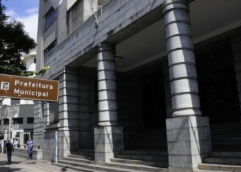 Pensionistas e aposentados da prefeitura de BH devem ficar atentos para não terem salários suspensos