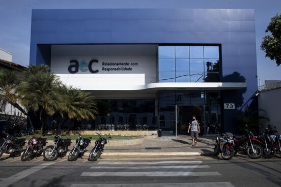 AeC disponibiliza VAGAS de EMPREGO em SP e MG