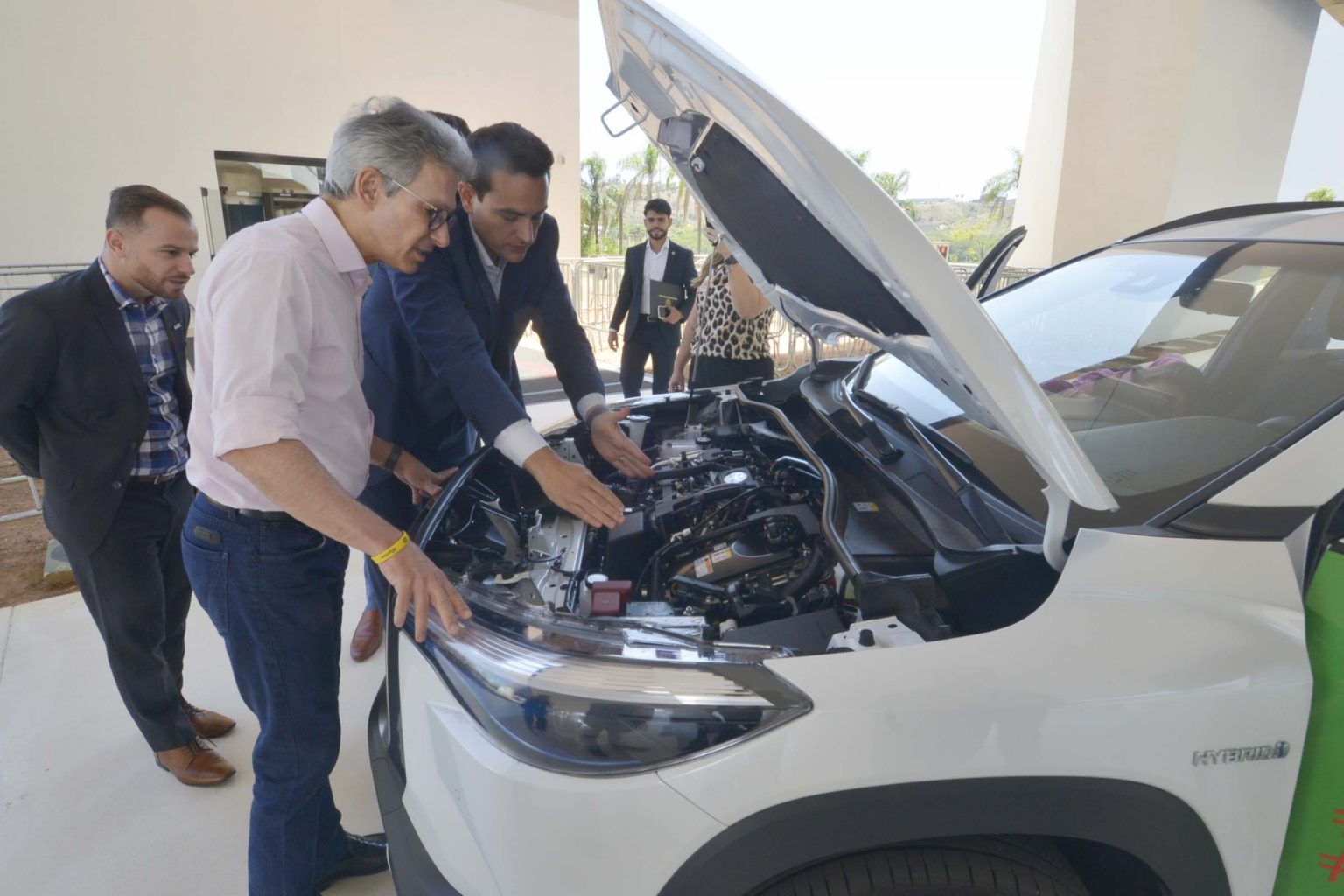 Minas Gerais em alta: mega investimento anuncia 1,6 mil novos empregos no estado Minas Gerais em alta: mega investimento anuncia 1,6 mil novos empregos no estado