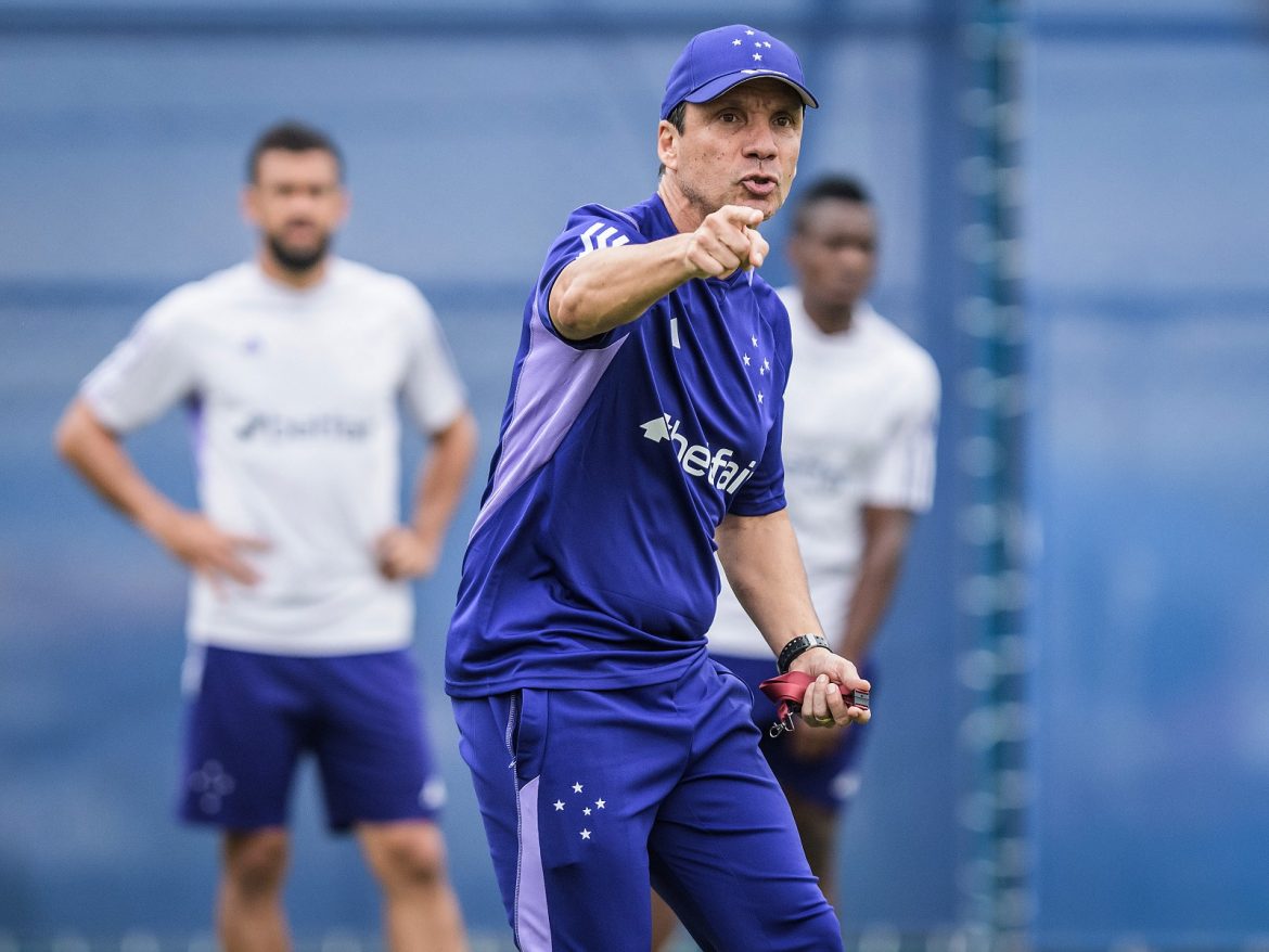 Com retrospecto positivo em estreias, Zé Ricardo encara o Santos nessa quinta