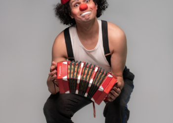 Palhaço Ritalino apresenta o espetáculo "In Concertina" com entrada gratuita em Ouro Preto