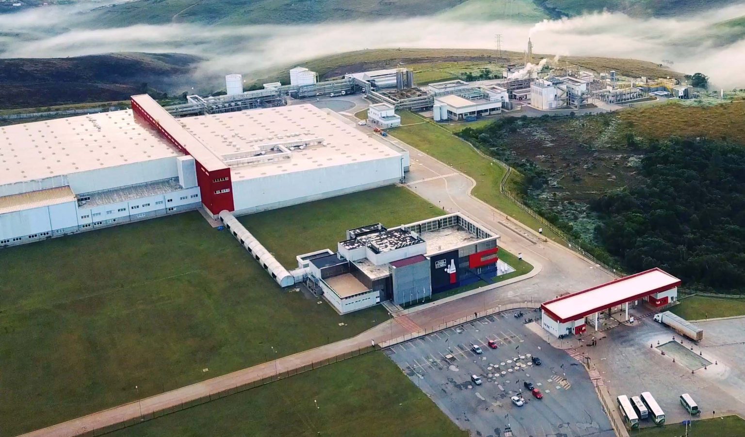 Coca-Cola FEMSA Brasil abre vagas de emprego em diversas áreas da fábrica em Itabirito-MG