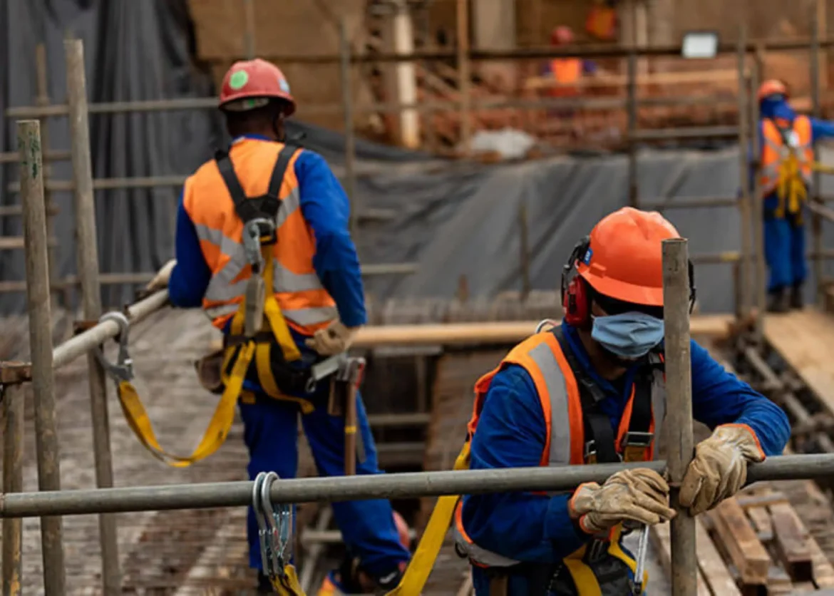 Procurando emprego? Fundação Renova anuncia 337 vagas para Mariana e outras cidades de MG