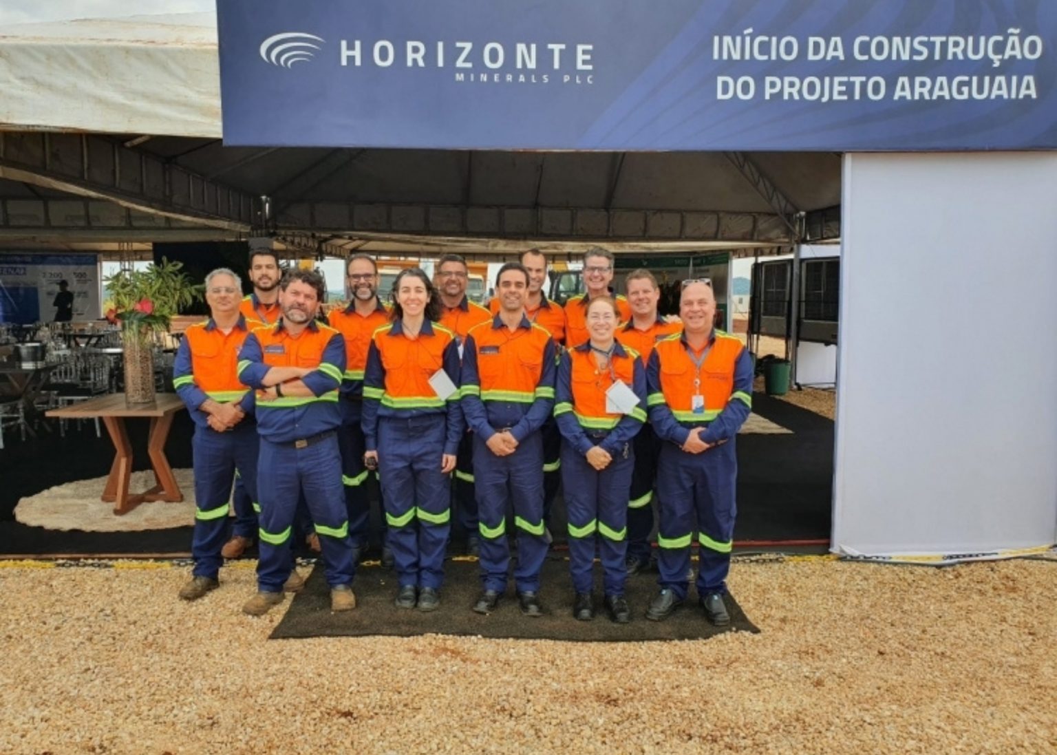 Mineradora anuncia 127 vagas de trabalho nos setores de metalurgia, manutenção, laboratório e outros Mineradora anuncia 127 vagas de trabalho nos setores de metalurgia, manutenção, laboratório e outros