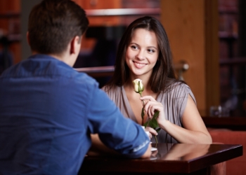 Escorpião em foco: horóscopo semanal (25/09 a 01/10) revela momento bom para "Tinder"