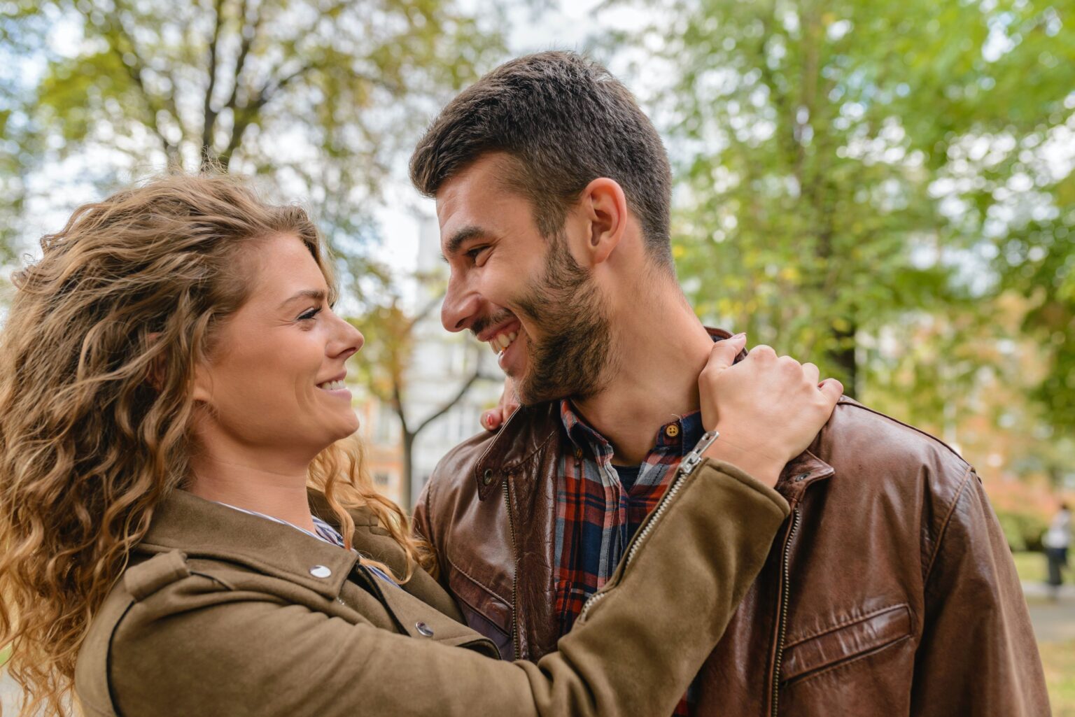 Será que as apps de namoro e de bate-papo por vídeo podem ajudar a encontrar a felicidade?