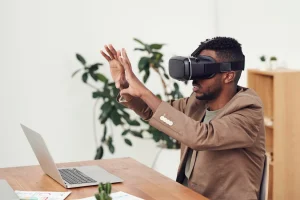 Realidade Aumentada na decoração de interiores: 7 formas de visualizar e personalizar seu espaço Realidade Aumentada na decoração de interiores: 7 formas de visualizar e personalizar seu espaço