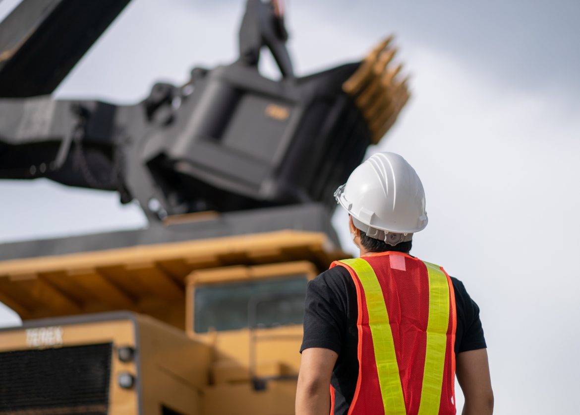 Mineradora abre vagas para auxiliar e mecânico em MG