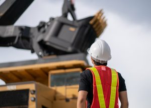 Mineradora abre vagas para auxiliar e mecânico em MG Mineradora abre vagas para auxiliar e mecânico em MG