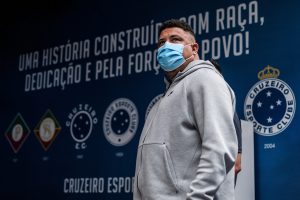 Vaiado, Ronaldo faz críticas ao comportamento da torcida