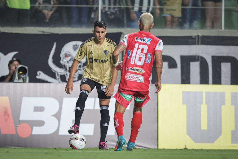 Galo na Copa: Treinador da seleção convoca dois jogadores do Atlético