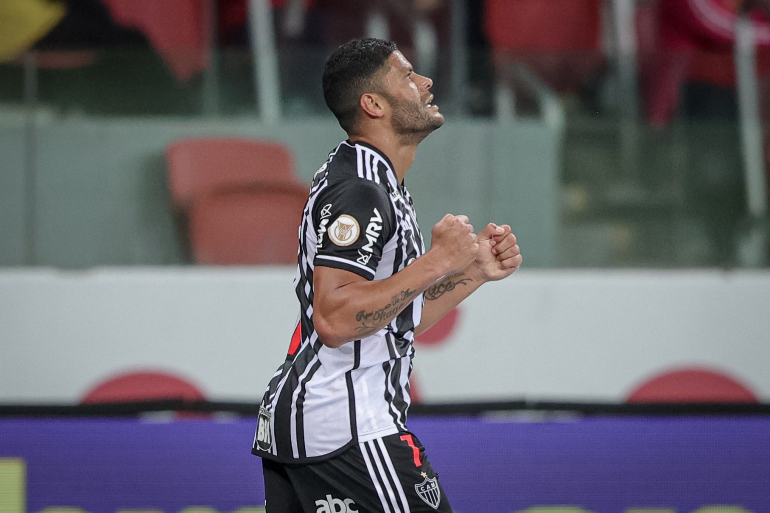 Vingança contra Coudet? Alvinegros reagem à vitória do Atlético Vingança contra Coudet? Alvinegros reagem à vitória do Atlético
